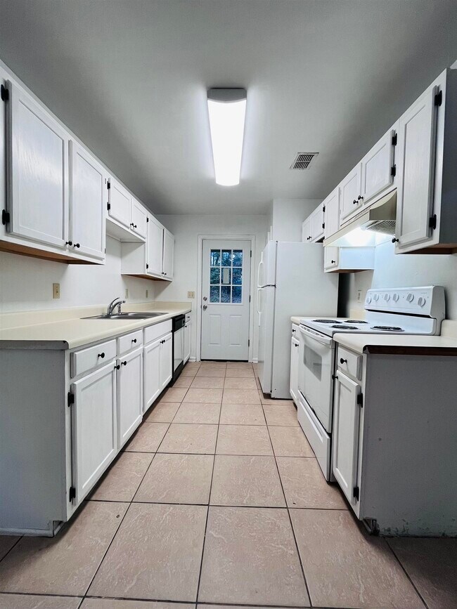 Building Photo - 1285 Rumba Ln