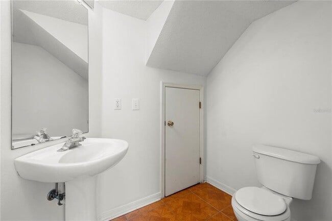 Building Photo - 4110 Waterside Island Ct