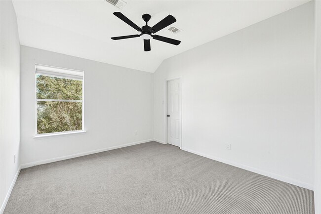 Building Photo - 16502 Barker Ranch Ct