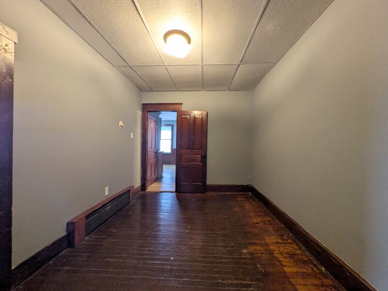 Building Photo - 214-214 S Front St