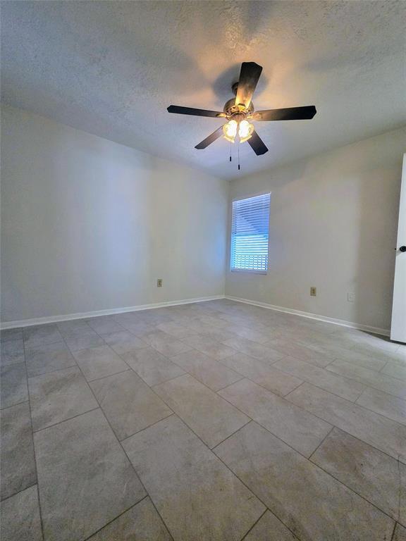 Building Photo - 2021 Spenwick Dr