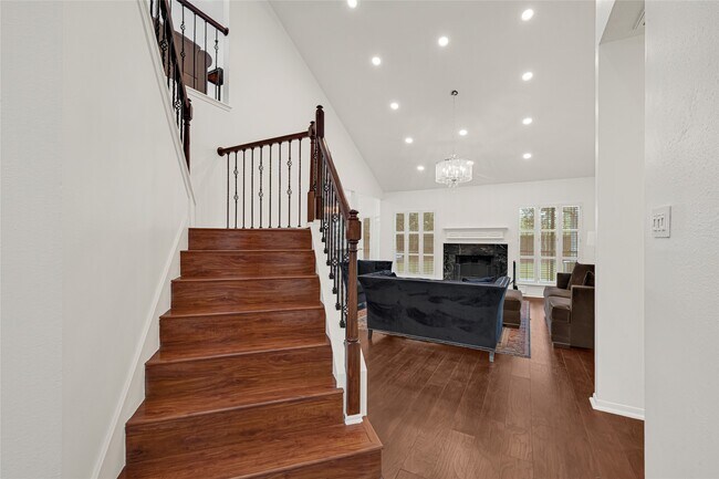 Building Photo - 8307 Summer Reef Dr