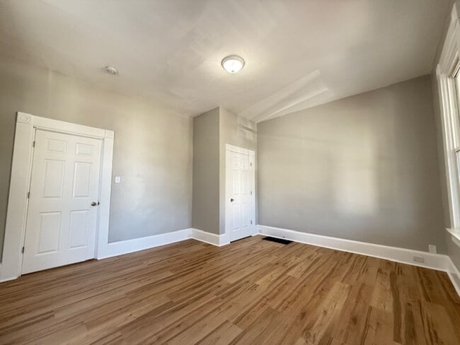 Building Photo - 1613 Jefferson Ave