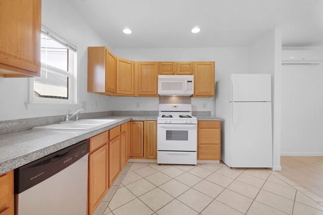 Building Photo - Cute one bedroom house in Fallon $1200 a month