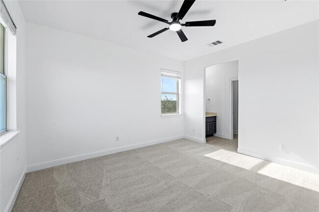 Building Photo - 4009 Benetton Way