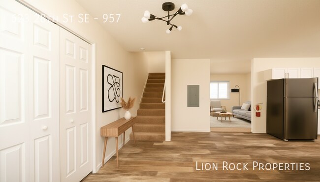 Building Photo - 623 28th St SE