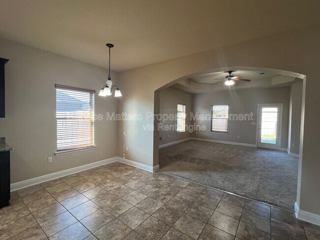 Building Photo - 5951 Palermo Dr