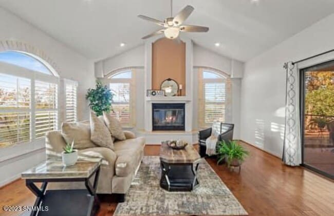 Building Photo - $500 off first months rent, Gorgeous Home ...