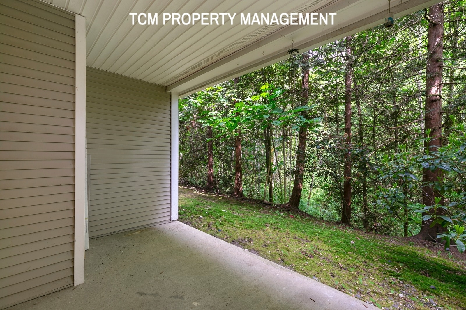 Building Photo - 18501 SE Newport Way