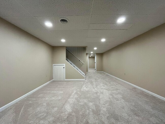 Building Photo - 3412 Westerville Woods Dr