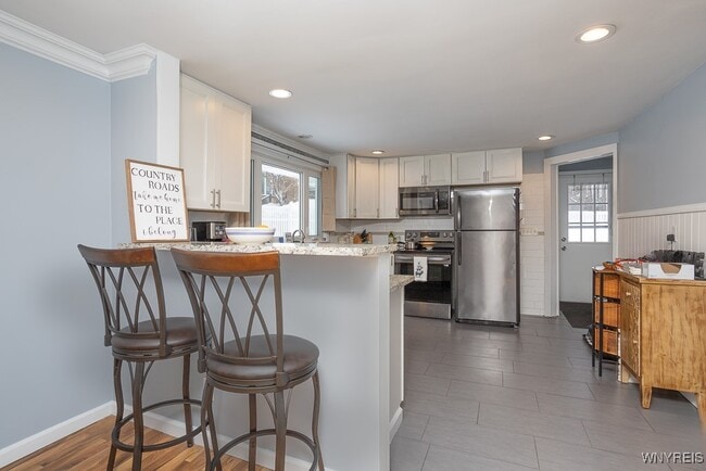 Building Photo - 1090 Stolle Rd