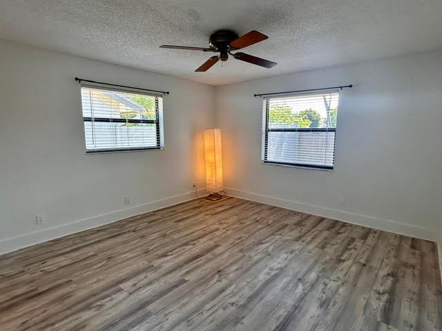 Building Photo - 3054 S Oakland Forest Dr