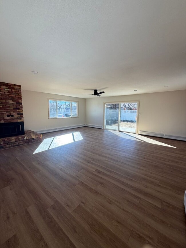 Building Photo - 509 Sonoma St