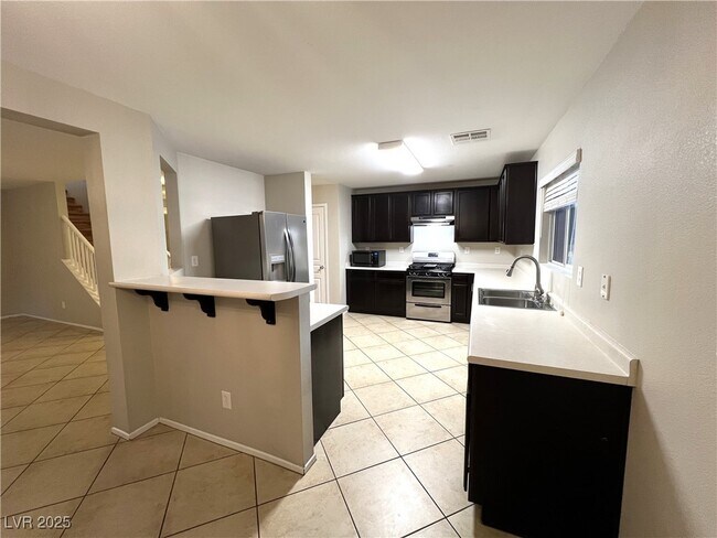 Building Photo - 9991 Pimera Alta St