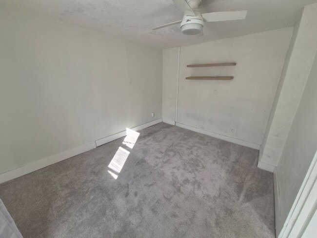 Building Photo - 524 Highland Pike