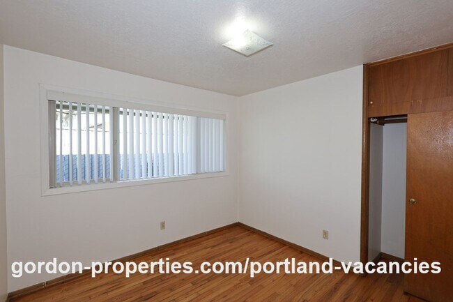 Building Photo - NE 65th Ave - North Tabor single level 1 bedroom apartment