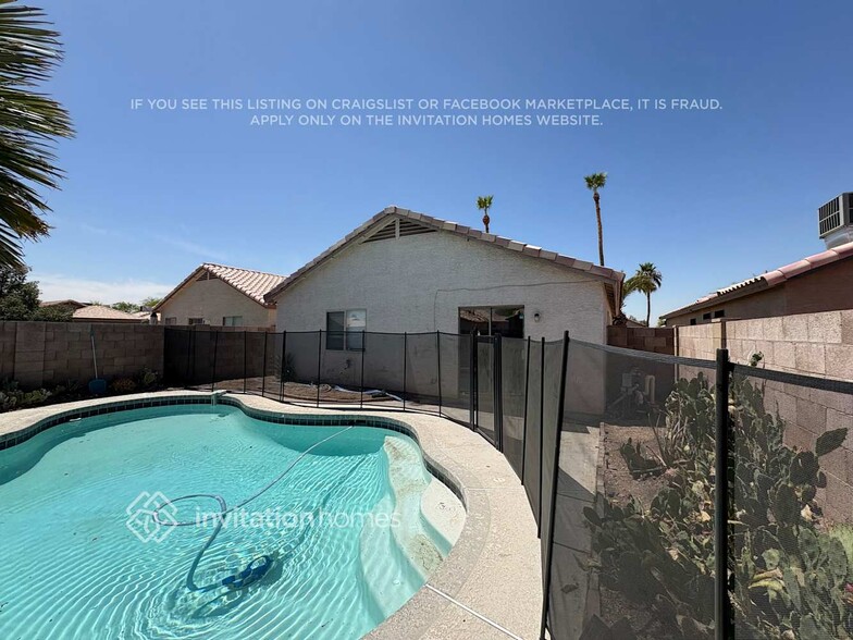 Building Photo - 4709 N 84th Dr