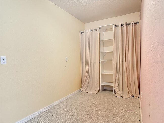 Building Photo - 111 Colomba Rd