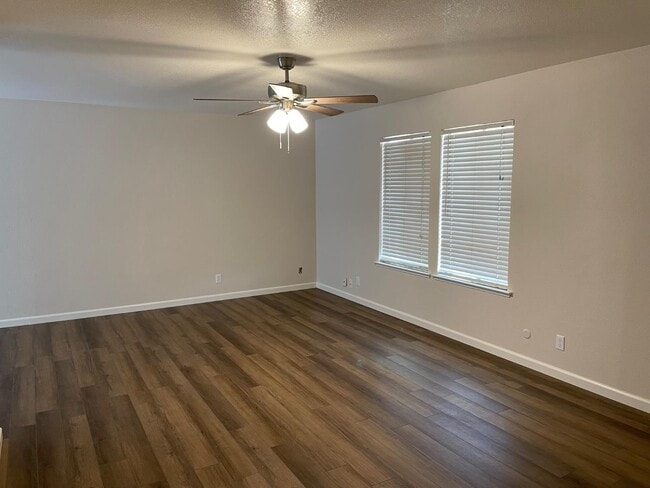 Building Photo - 363 Florinda St