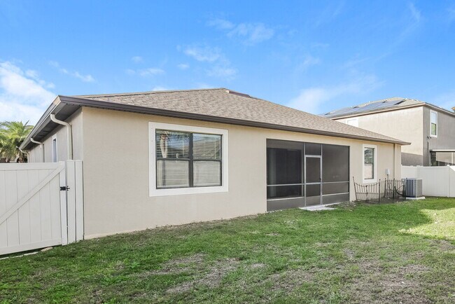 Building Photo - 10053 Celtic Ash Dr