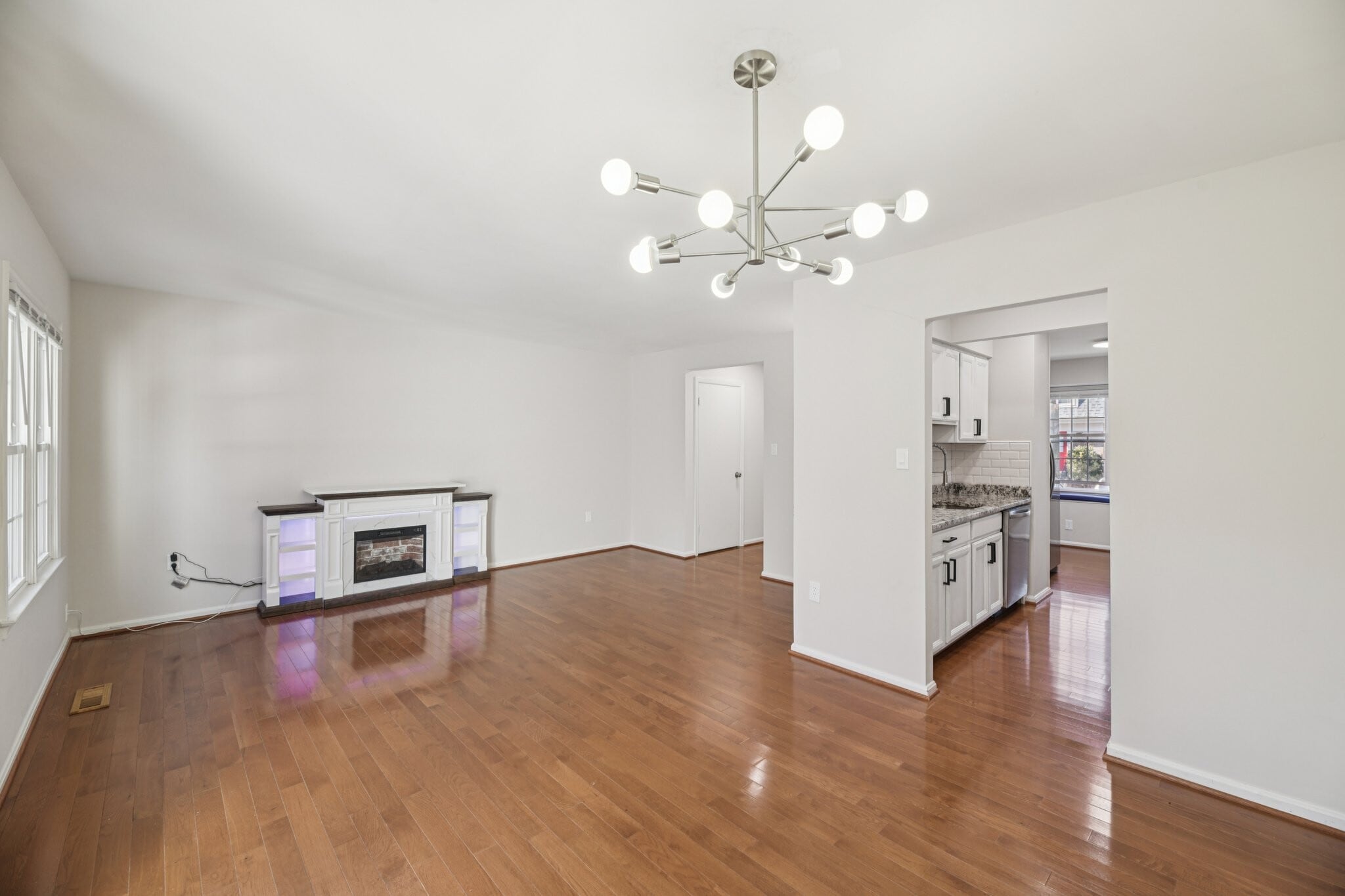 Building Photo - 9934 Longford Ct