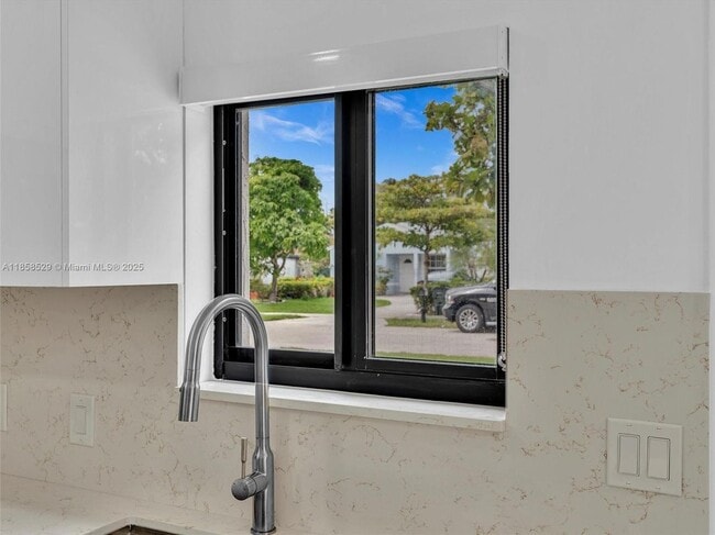 Building Photo - 107 Central Ave