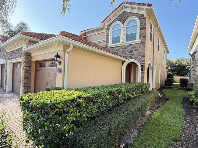 Building Photo - 8880 Della Scala Cir