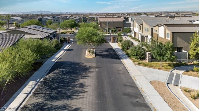 Building Photo - 7476 Onyx Star St