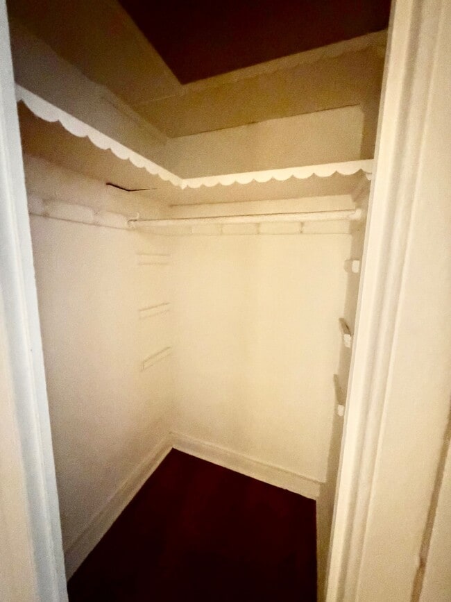 Building Photo - 225 N Broadway