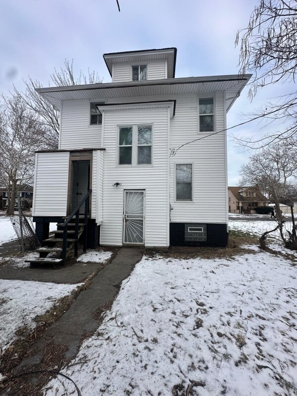 Building Photo - 809 Algonquin St