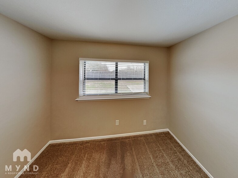 Building Photo - 105 Ripplewood Dr