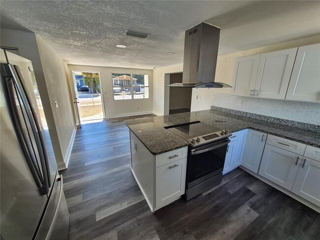 Building Photo - 3312 E Ellicott St