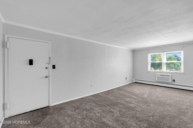 Building Photo - 60 Manchester Ct