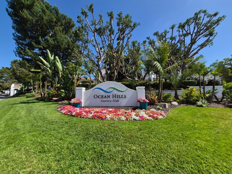 Building Photo - 4962 Corinthia Way