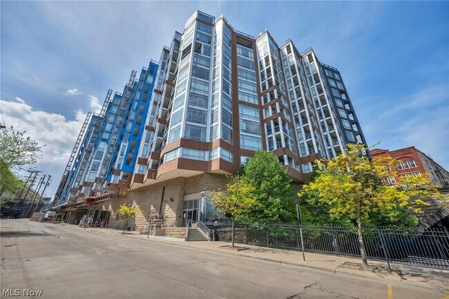 Building Photo - 2222 Detroit Ave