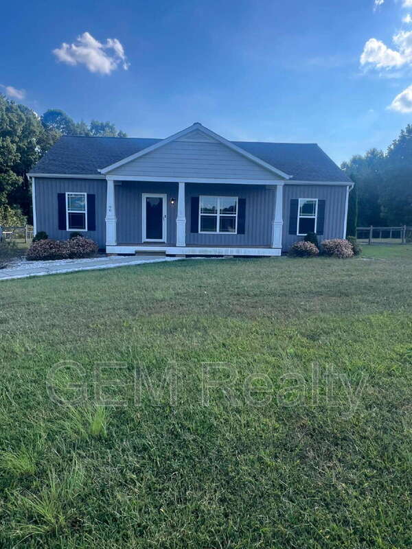 Building Photo - 90 Hickory Ridge Cir