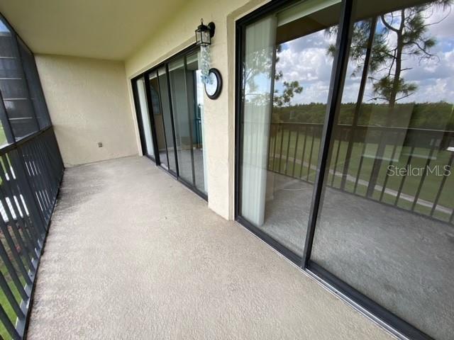 Building Photo - 3300 Cove Cay Dr
