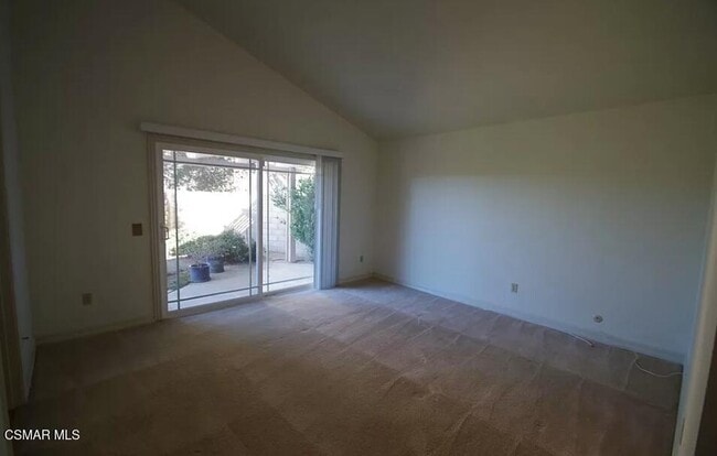 Building Photo - 6797 Oak Forest Dr