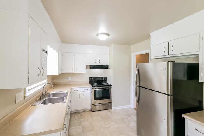 Building Photo - 4310 Irondale Dr NW