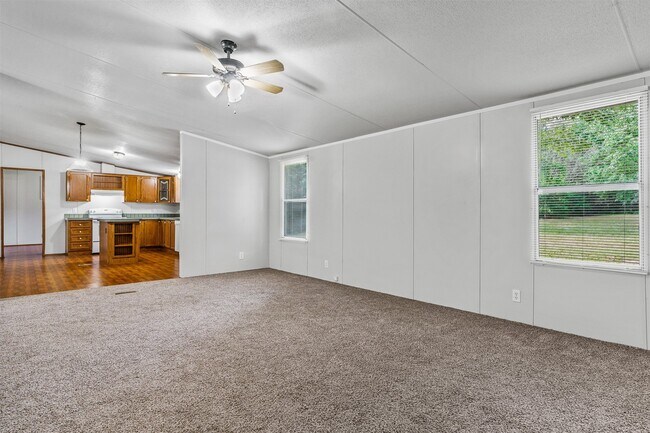 Building Photo - 22584 Magnolia Hills Dr