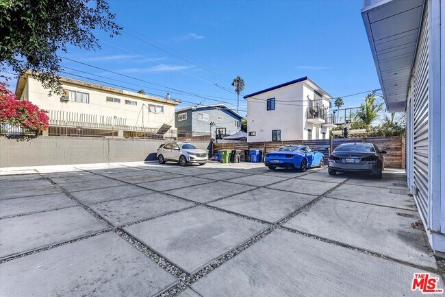 Building Photo - 4523 St Elmo Dr