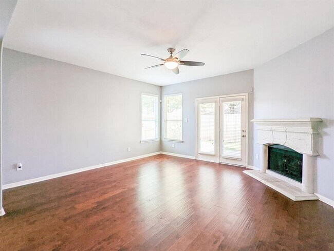 Building Photo - 6810 Summer Bridge Ln
