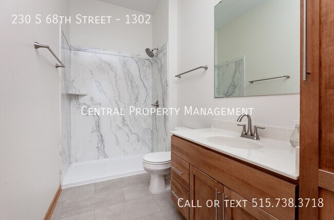 Building Photo - 230 S 68th St