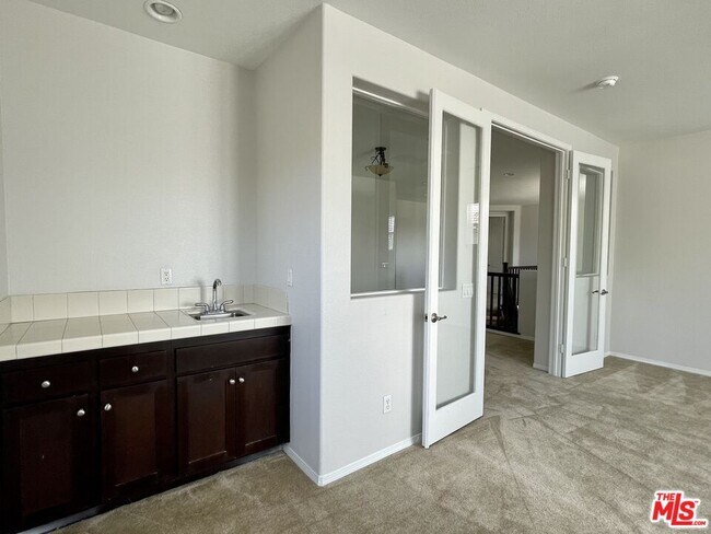 Building Photo - 8776 Soothing Ct