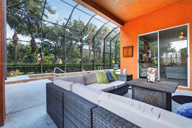 Building Photo - 9970 Rookery Cir