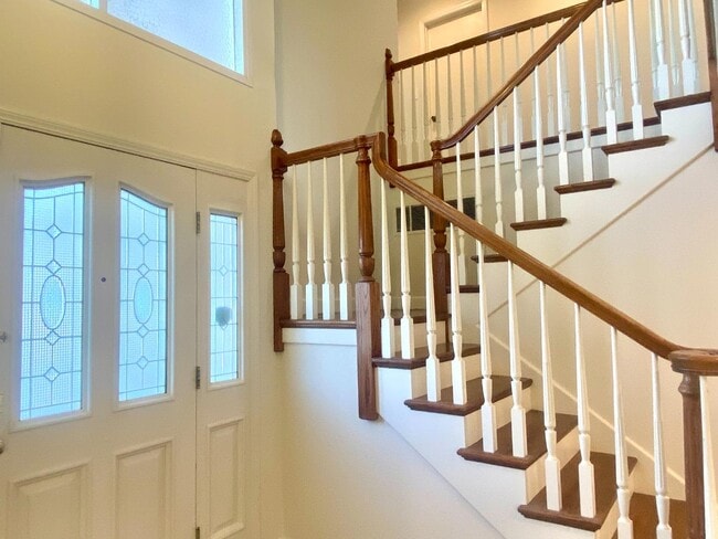 Building Photo - 852 Arcturus Cir