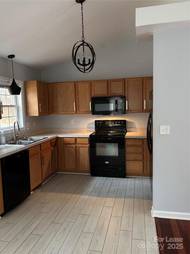 Building Photo - 3413 Mooring Pl