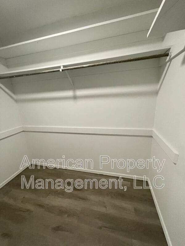 Building Photo - 7526 E 55th Pl