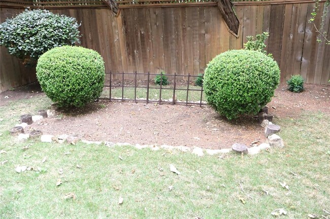 Building Photo - 3120 Cohoba Dr