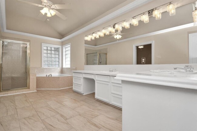 Building Photo - 4727 Cashel Castle Dr